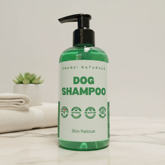 Natural dog yeast shampoo for itchy paws and greasy skin